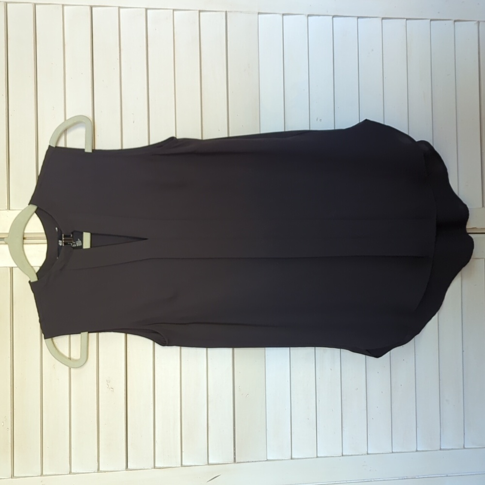 H & M dark brown sleeveless blouse size 6